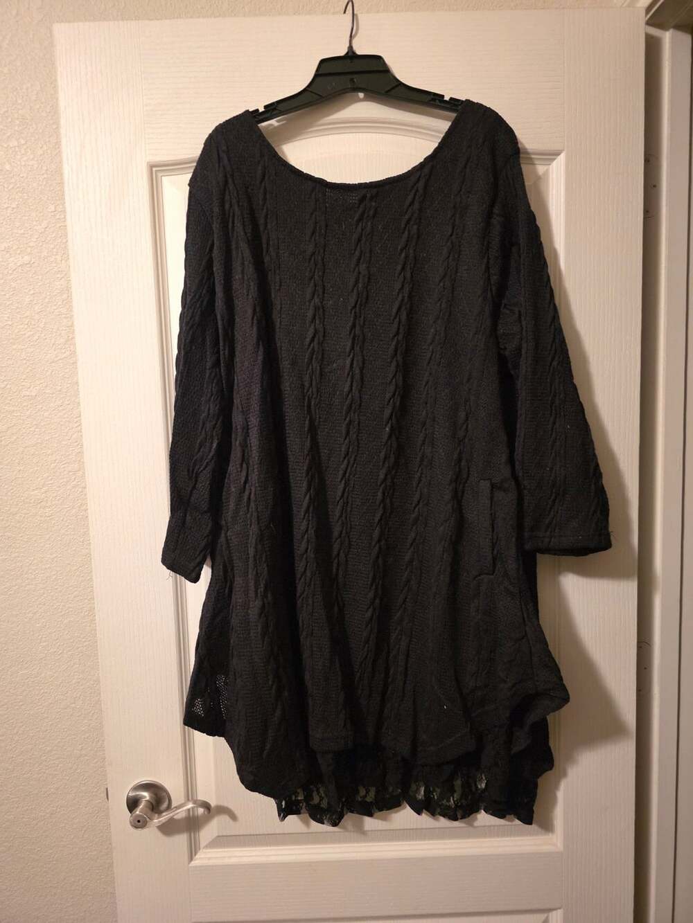 NWOT Reborn Black Cable Knit Asymmetrical Lace Hem Sweater Tunic 3XL